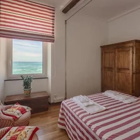 Apartmán Il Castello: Sunny In Front Of The Sea *